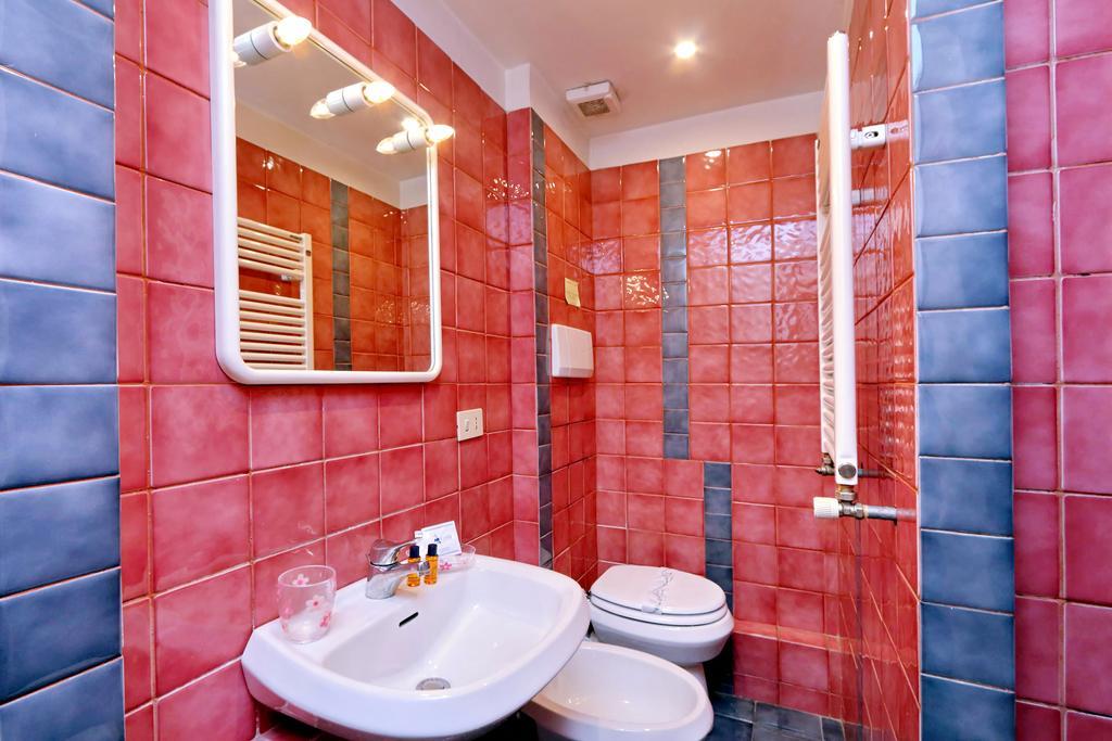 Unita Apartment โรม ภายนอก รูปภาพ