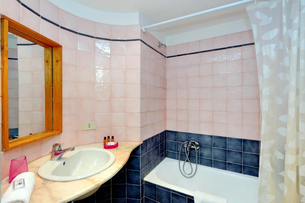 Unita Apartment โรม ภายนอก รูปภาพ